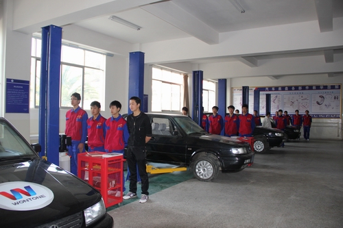 云南萬通汽修學(xué)校實(shí)訓(xùn)基地