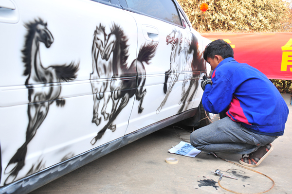 汽車彩噴《八駿全圖》.JPG